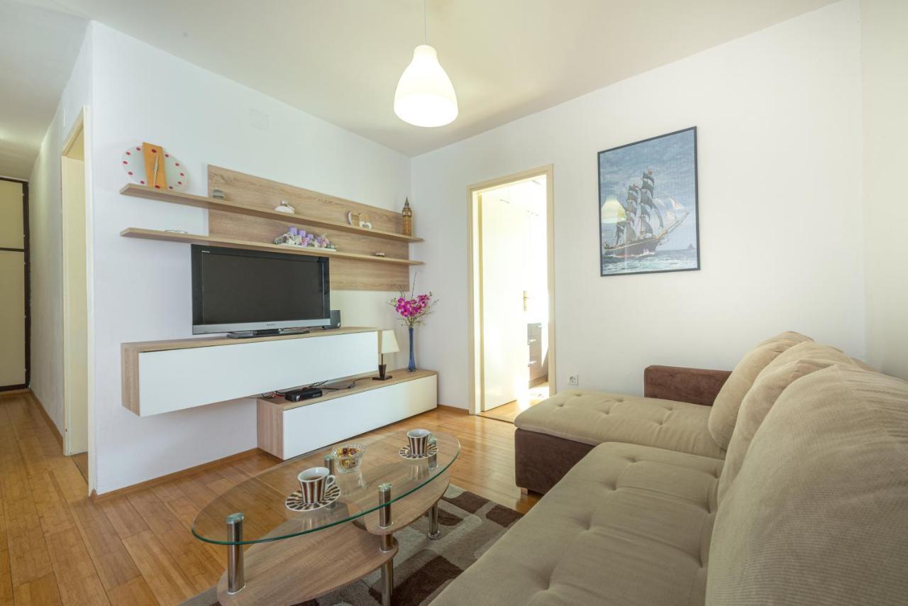Apartament Lidija